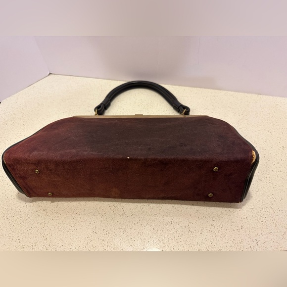 Rare Vintage 1960s Caron of Houston Embellishment Needlepoint / Wool Handbag - Picture 4 of 12